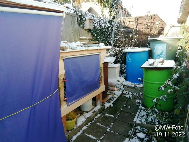 Kälteschutz - 20.11.2022 !!! Gartenschau - Samstag-Sonntagsbilder 2022 !!!    Temperaturen: Früh 5:08 9,3 Grad minus / 11:09h 5,3° minus / 13:22 h 1,9° plus