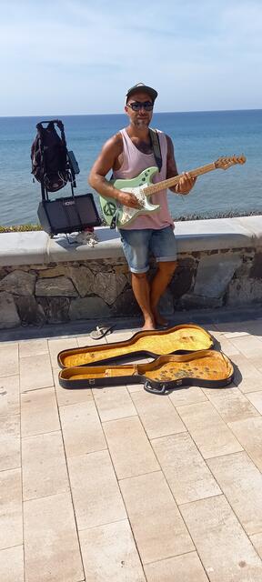 GLEZ live at Avenida Maspalomas...
 Foto &gt; Bronco