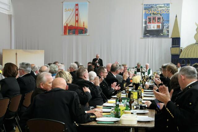 gemeinsames Tscherperessen