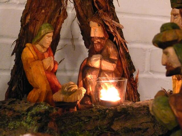 Krippenausstelung in der Auferstehungskirche (aufgenommen am 8. Dezember 2007).