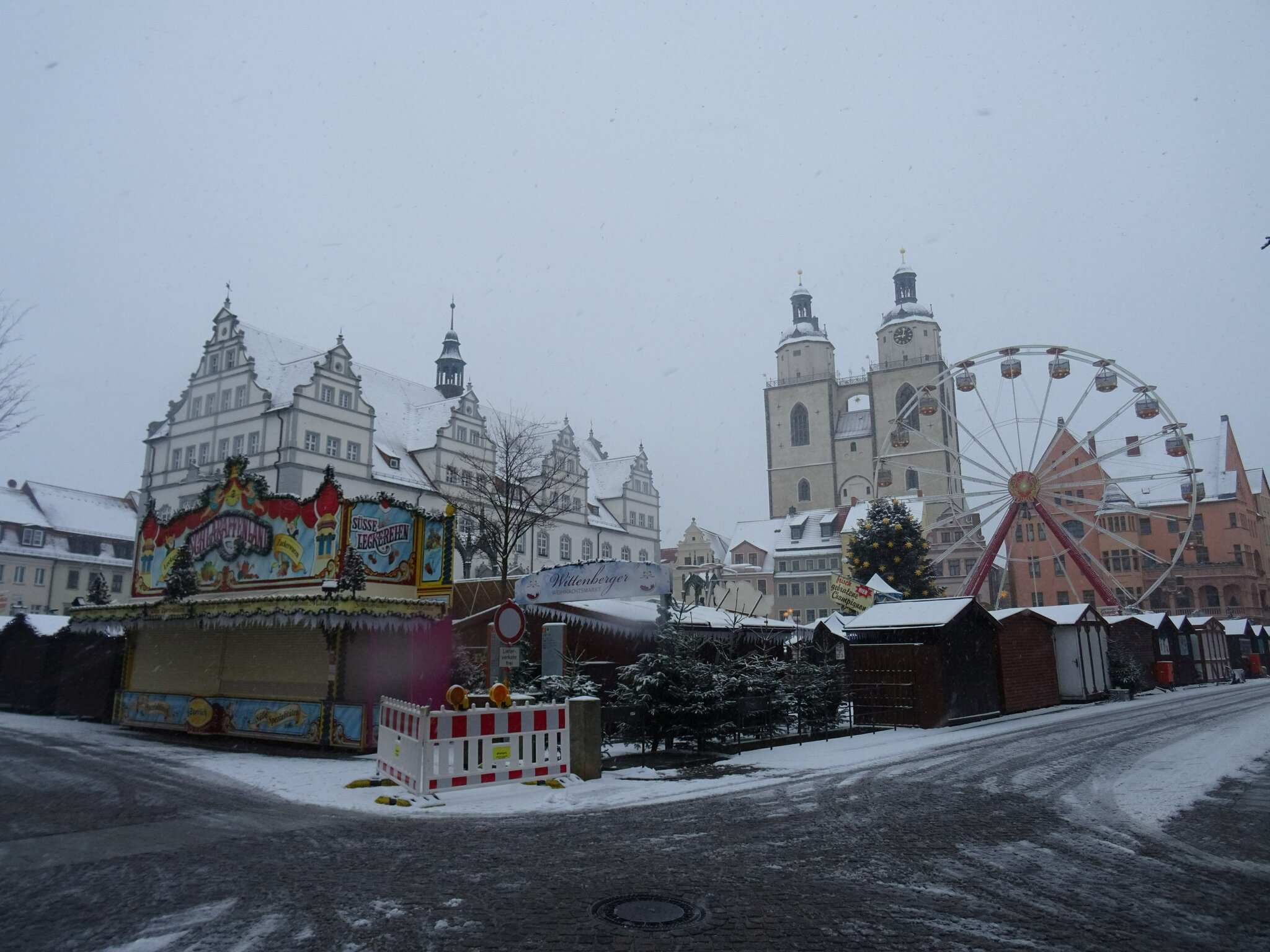 Endlich > Der Wittenberger Weihnachtsmarkt in weiß ! Lutherstadt Wittenberg