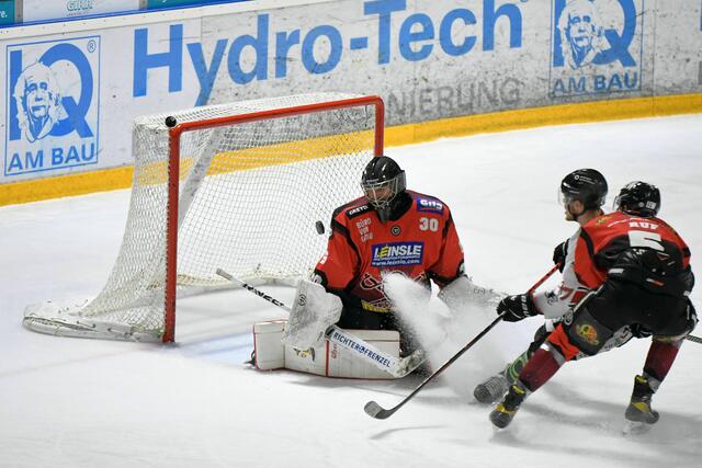 Der EHC Königsbrunn zeigte sich in den bisherigen Partien sehr effektiv im Torabschluss.