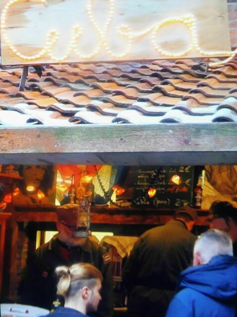 "Advent in den Höfen"- Hier erklingt kubanische Volksmusik - Salsa ist angesagt.