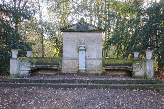 Klopstockdenkmal im Brühl
