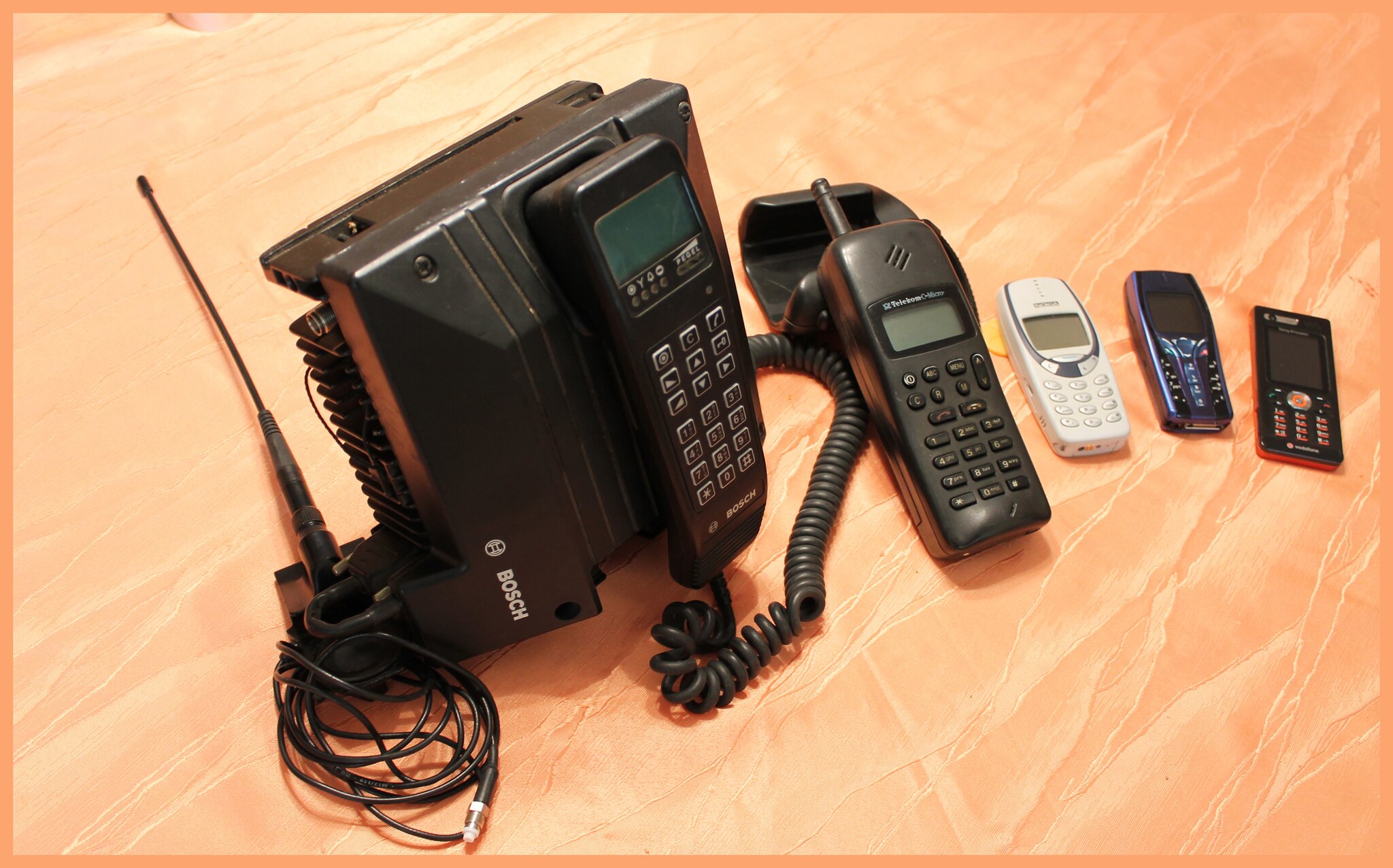 Mobilfunkgeräte im Laufe der Jahrzehnte - Erfurt