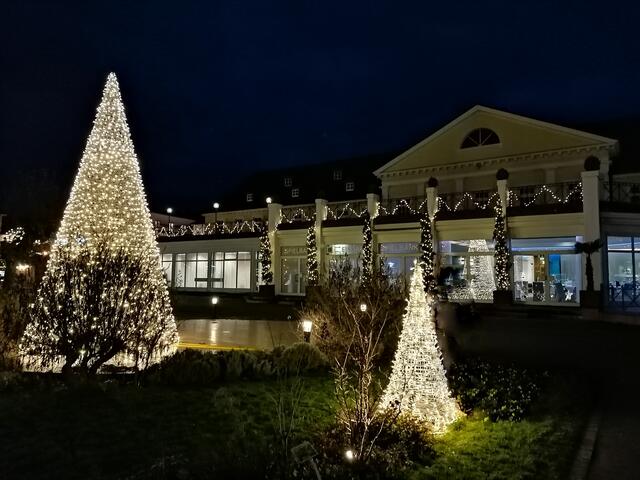 Oberer Kurpark in weihnachtlicher Beleuchtung!