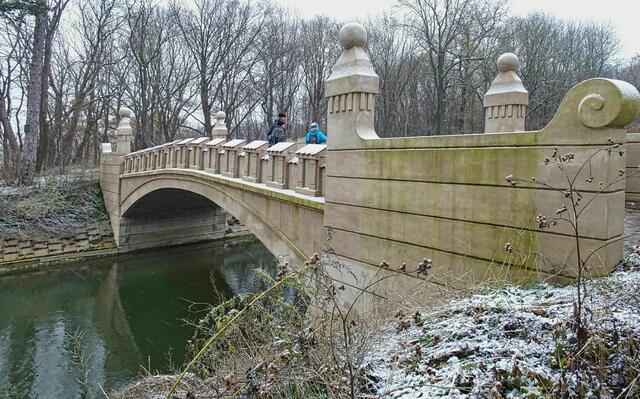 Parkbrücke über Hochwasserumfluter (Bode)