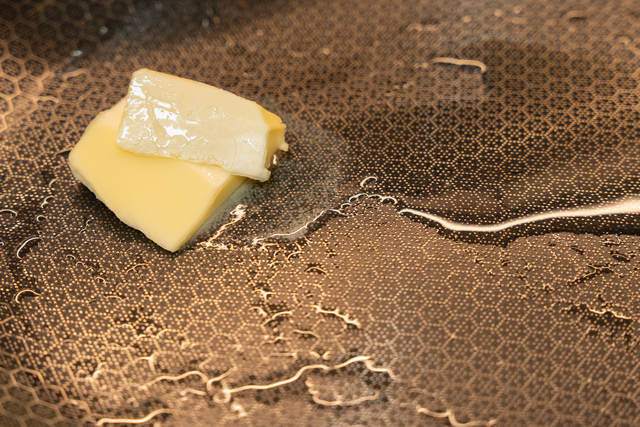 Aus dem Kochstudio von Sabina Scherer - Seelachs gebraten mit Lauchgemüse | Foto: FSeventfoto