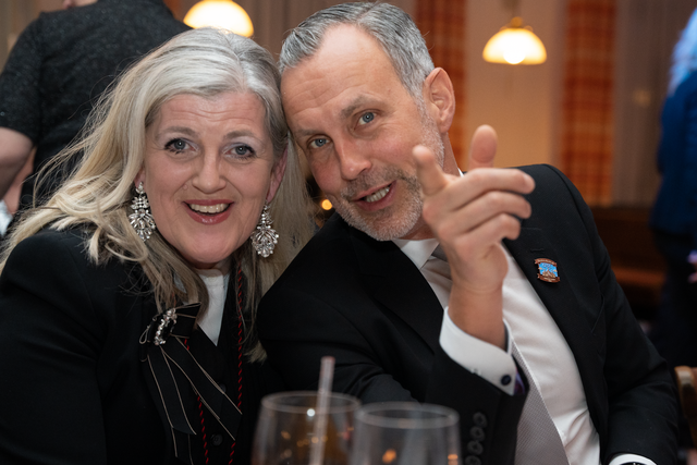 ORCC-Friedberg Schwarz-Weiß-Ball 2023 - SPD-Vorsitzende Ulli Sasse-Feile und Friedbergs Erster Bürgermeister Roland Eichmann waren unter den Ballgästen | Foto: FSeventfoto