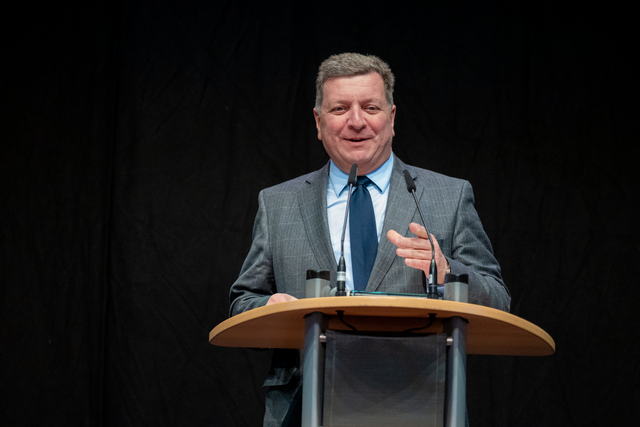 afa-Immobilientage-VOLT 2023 - Christian Bernreiter,  Bayerns Staatsminister für Wohnen Bau und Verkehr spricht zur Messeeröffnung | Foto: FSeventfoto