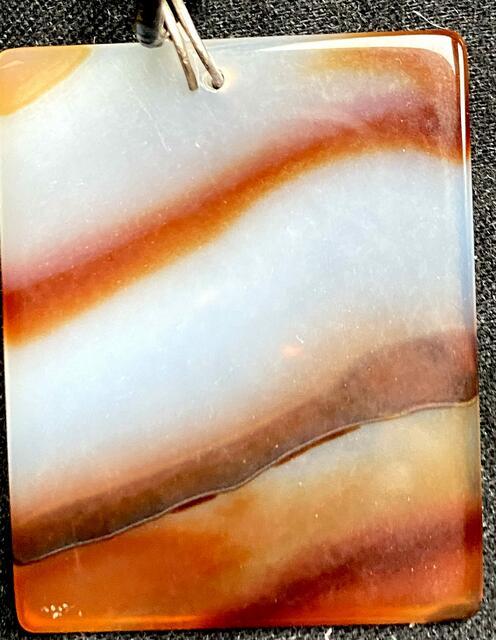 Achate aus den tiefen Strudeln des Jangtse bei Linjiang