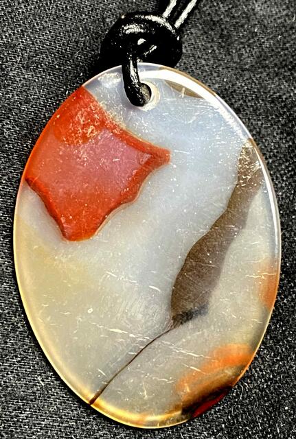 Achate aus den tiefen Strudeln des Jangtse bei Linjiang