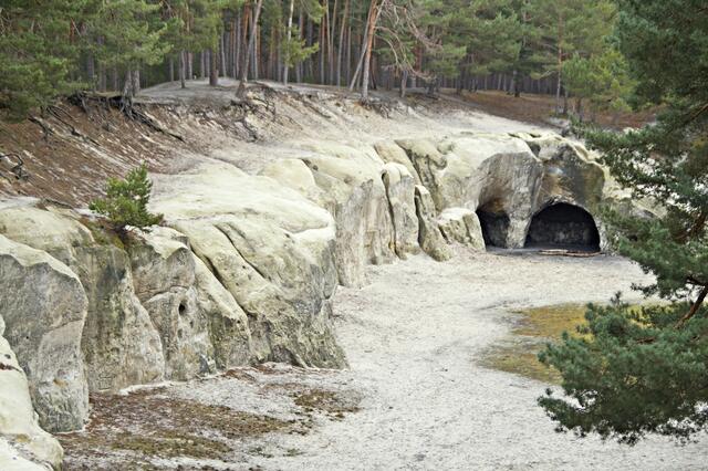 zu 2.) Große Sandhöhlen