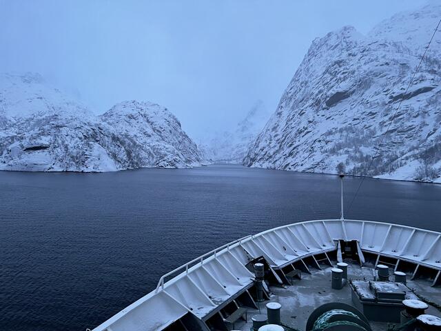 Fotostopp am Trollfjord | Foto: Marc Rohde | www.marcrohde.de
