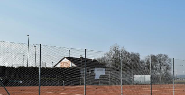  Tennisanlage mit Tennisheim | Foto: Walter Trettwer