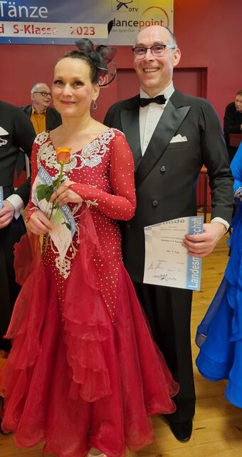 Maria und Harald Dehner vom TSC dancepoint Königsbrunn tanzten sich in das Finale der A-Klasse und erreichten den 5. Platz