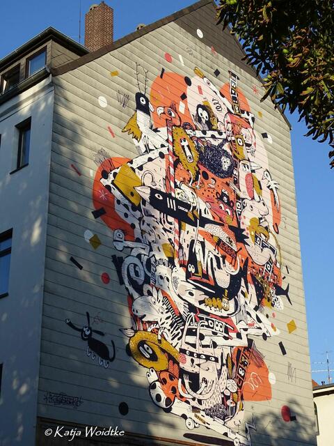 Im Rahmen des Streetart-Festivals "Hola Utopia!" entstand 2020 in Linden dieses phantastische Wandbild von Kalagrafik. Herzlichen Dank dafür! (Foto: Katja Woidtke)