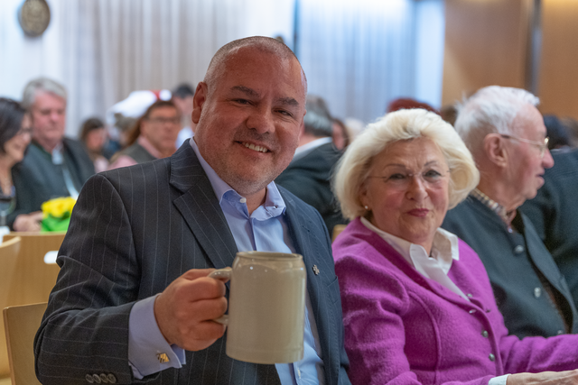 Kissinger Starkbierfest 2023 - Hausherr Pfarrer Alfredo Quintero | Foto: FSeventfoto
