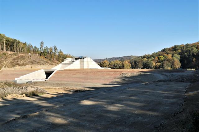 das Hochwasserrückhaltebecken  Wippra ist noch im Bau (Archiv Oktober 2018)