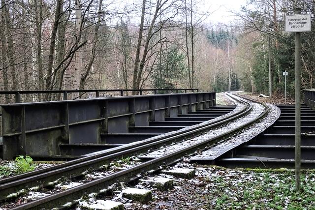 Gleisbrücke eines Anschlussgleises der Selketalbahn in Silberhütte