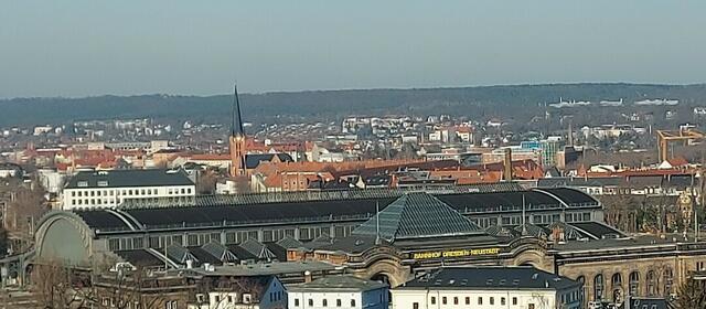 Dresden: Blick auf den Bahnhof Neustadt vom Turm der Dreikönigskirche