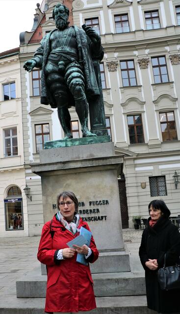 Fuggerdenkmal am Fuggerplatz in Augburg (Hans Jakob Fugger) | Foto: Marianne Stenglein