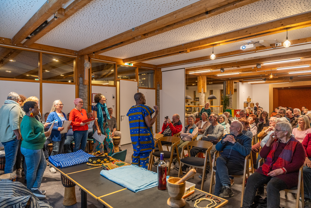Präsentation im Friedberger Divano zur Zafi-Reise der Friedberger Delegation im Januar 2023