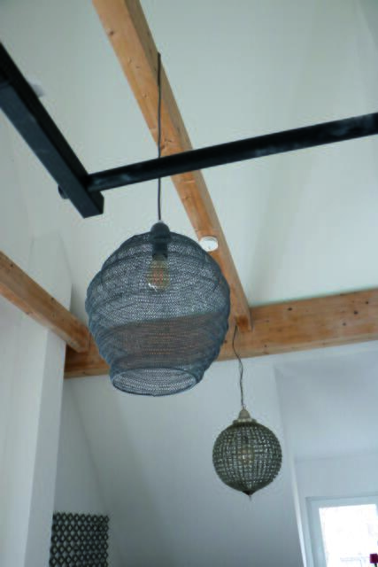Das Dachgeschoss bietet durch ­seine 4 Meter hohe Decke viel Raum.  | Foto: Natascha Rödel