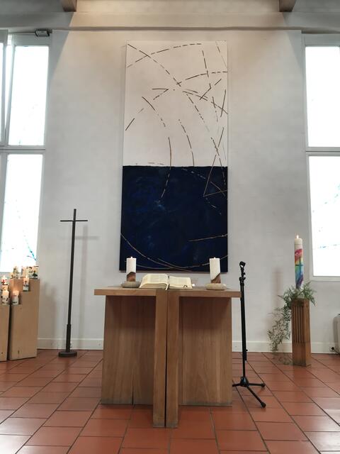 Die Gestaltung der Kirche von Bildhauer Werner Mally sowie ihre Vielseitigkeit wird bis heute hoch geschätzt