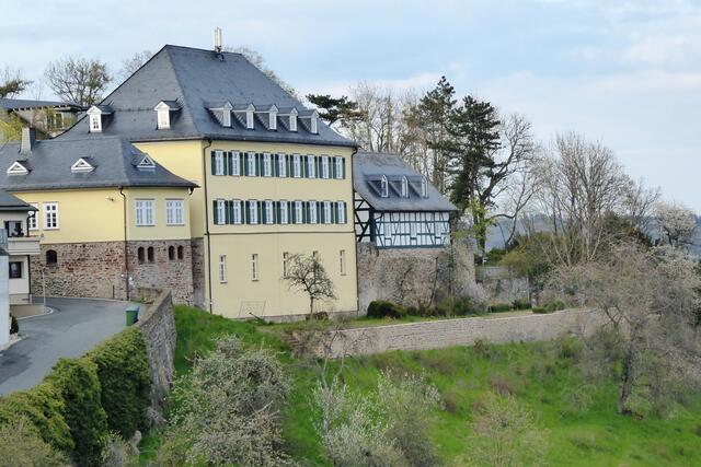 Der Sitz der Stadtverwaltung, die Neuburg.