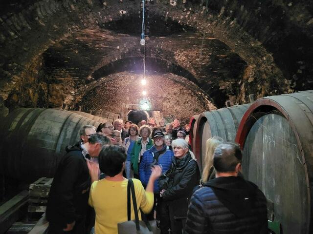 IN DEN HISTORISCHEN KELLERN VON SCHWAZ | Foto: SUSANNE EHRING