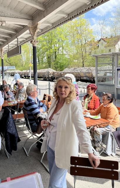 Vroni Günther (Gesang, Perkussion), neues Mitglied der "BNP" seit 2023