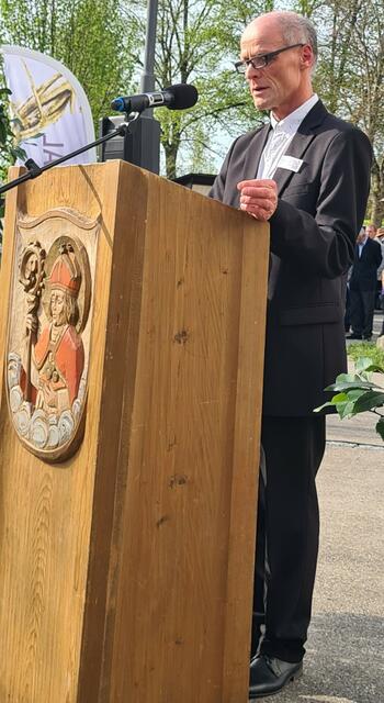 … Dietmar Ledel, Musikalischer Leiter …