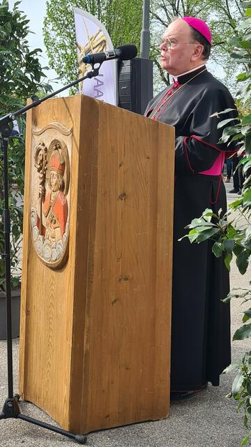 … S. E. Dr. Bertram Meier, Bischof von Augsburg …