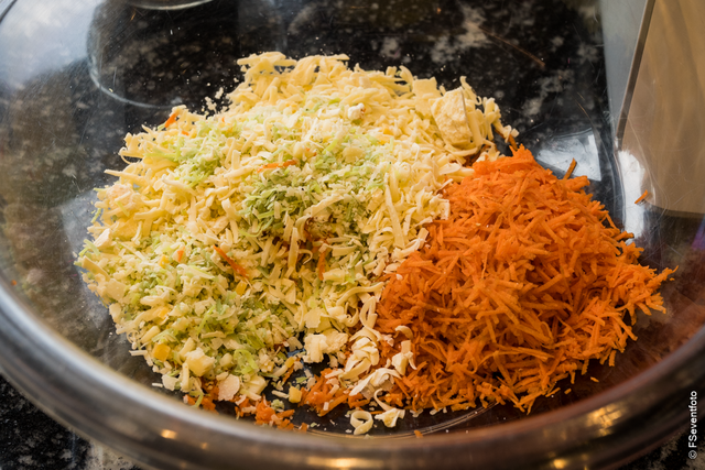 Sabinas Kochstudio - Käse-Kräutermuffins mit drei verschiedenen Toppings | Foto: FSeventfoto