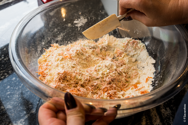 Sabinas Kochstudio - Käse-Kräutermuffins mit drei verschiedenen Toppings | Foto: FSeventfoto