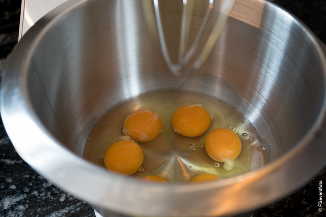 Sabinas Kochstudio - Käse-Kräutermuffins mit drei verschiedenen Toppings | Foto: FSeventfoto