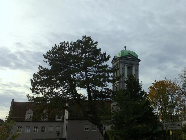 Blick auf Kirche
