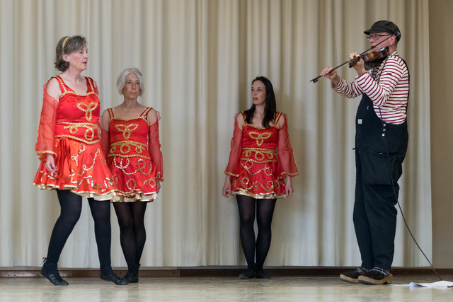 Festival der Kulturen 2023 des IKM e.V. in Mering - MOMENT OF CELTIC ENERGY – Irish Tap Dance, Jigs, Reels and Hornpipes aus Augsburg | Foto: FSeventfoto
