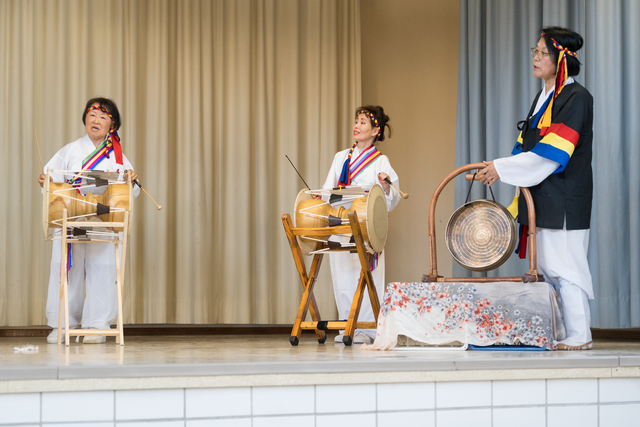 Festival der Kulturen 2023 des IKM e.V. in Mering - KOREA SAMUL aus Augsburg  – Trommeln. Ein koreanisches Klangerlebnis | Foto: FSeventfoto