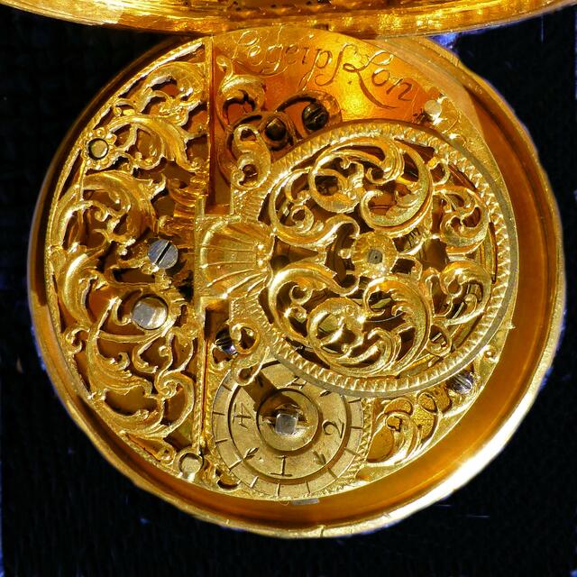 Rückplatine einer Uhr von Joseph Spiegel mit der Bezeichnung Legeips Lon. (Privatbesitz) | Foto: Dr. Hubert Raab
