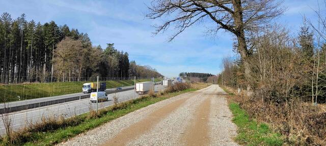 Römer- und Ochsenstraße neben der Autobahn | Foto: Dr. Hubert Raab