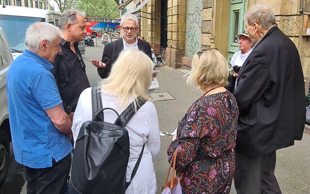 … Dr. Hannelore Kraus