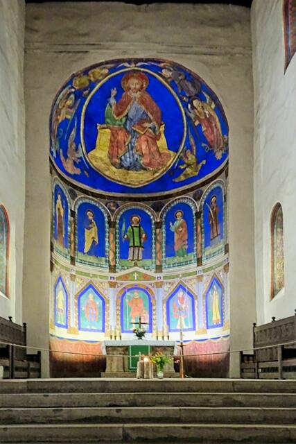 Altar und Ost- Apsis der St. Cyriakus Stiftskirche Gernrode