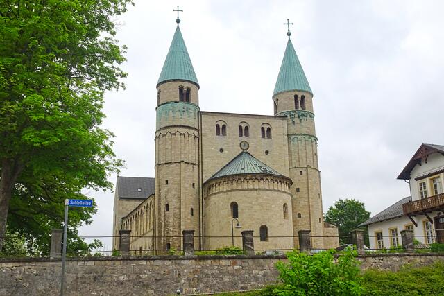 Stiftskirche mit West - Apsis