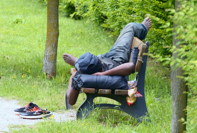 Darf man so ein "Urlaubsfoto" eigentlich machen und es "A DARK IN THE PARK" nennen?