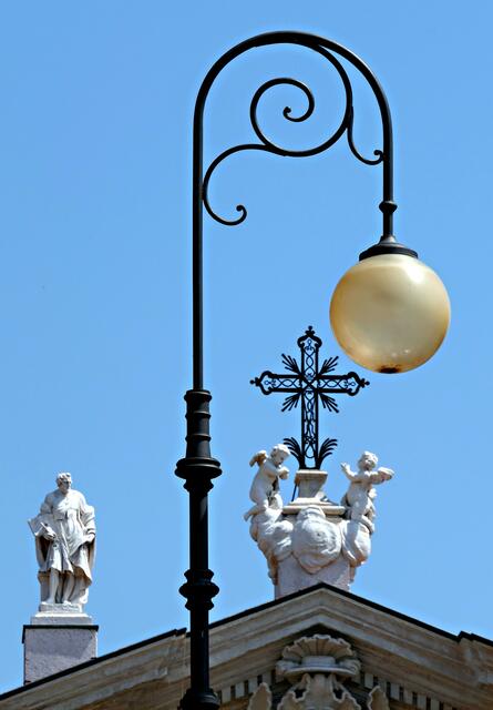 Die Spitze der Kathedrale San Pietro