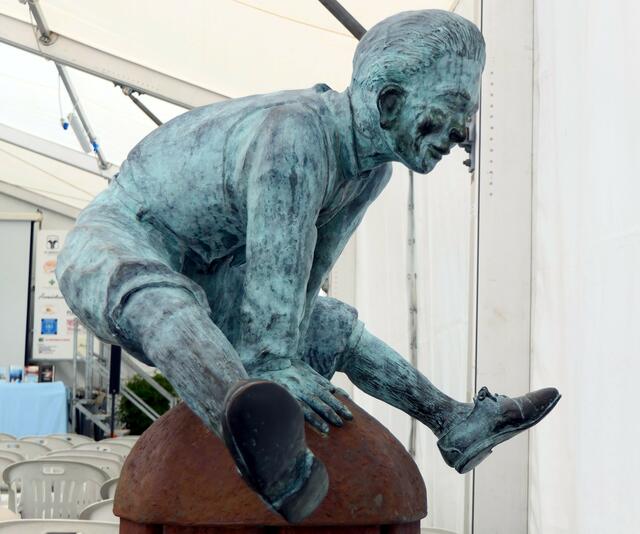 Ausgebremst wurden wir an diesem Pfingstsonntag durch die vielen Besucher, die wegen eines Literaturfestivals ins Stadtzentrum drängten