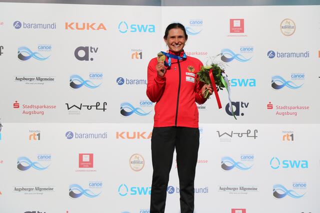 Goldmedaille für Elena Lilik/ Kanu Schwaben | Foto: Marianne Stenglein