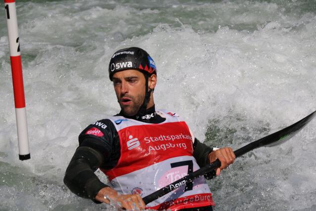 Hannes Aigner holt sich die Bronze Medaille  bei den K 1 Herren | Foto: Marianne Stenglein